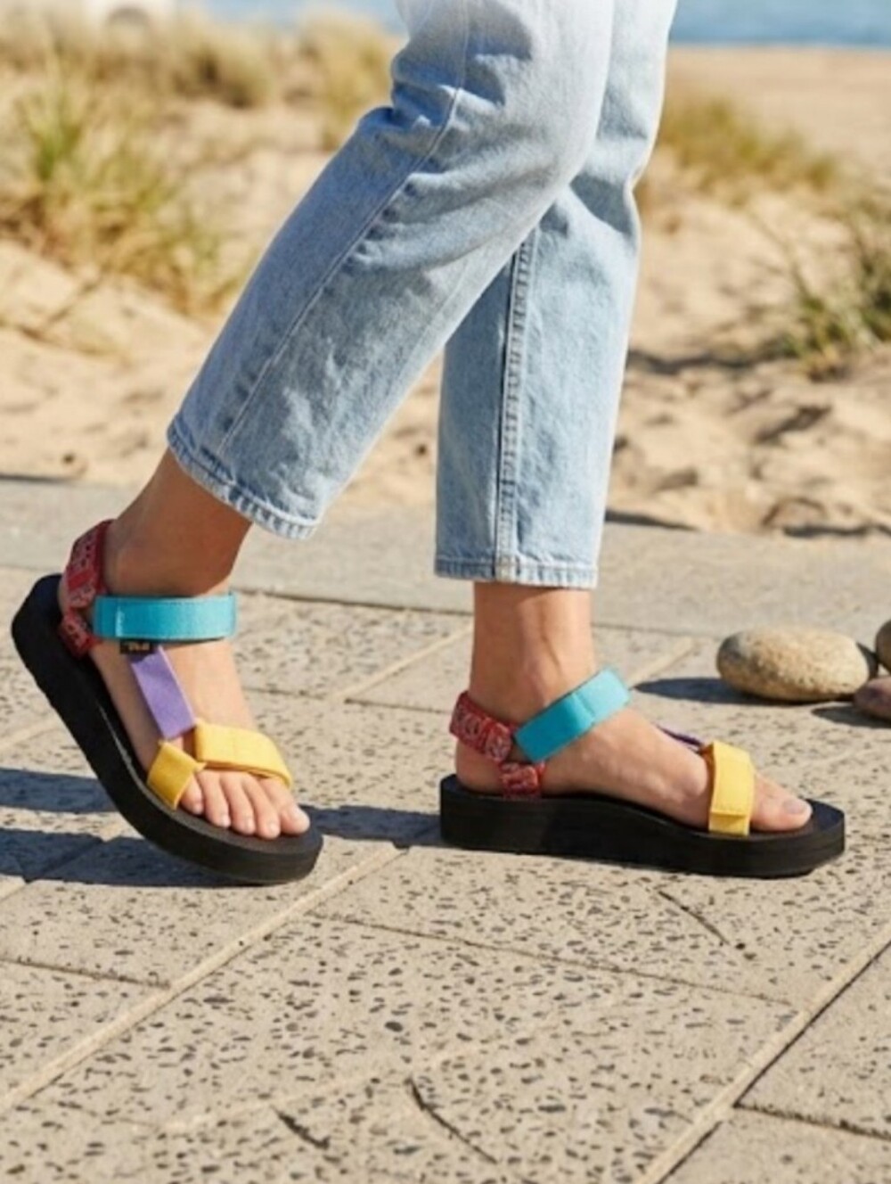 NEW! Teva midform sandals sz 8 NWT